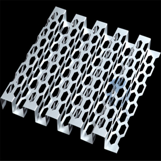 長(zhǎng)城雕花鋁單板